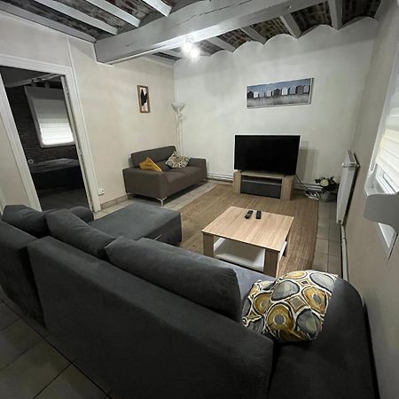 Appartement De Charme 40M2 Proche Centre Hospitalier Valenciennes Exterior foto